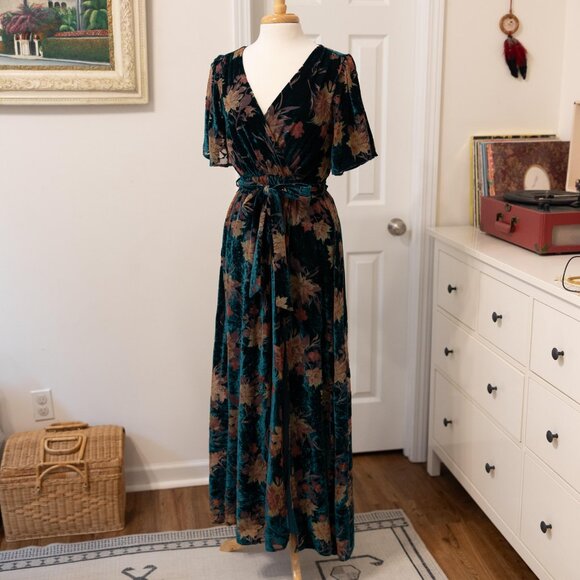 EUC Baltic Born Jade Floral "Uma" Velvet Maxi Dress - Picture 5 of 13
